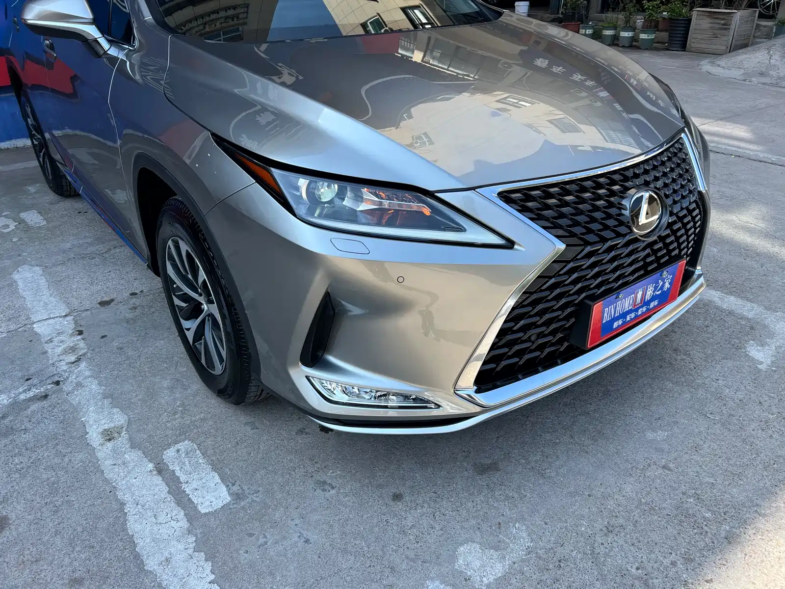 Фото 33 - Lexus RX