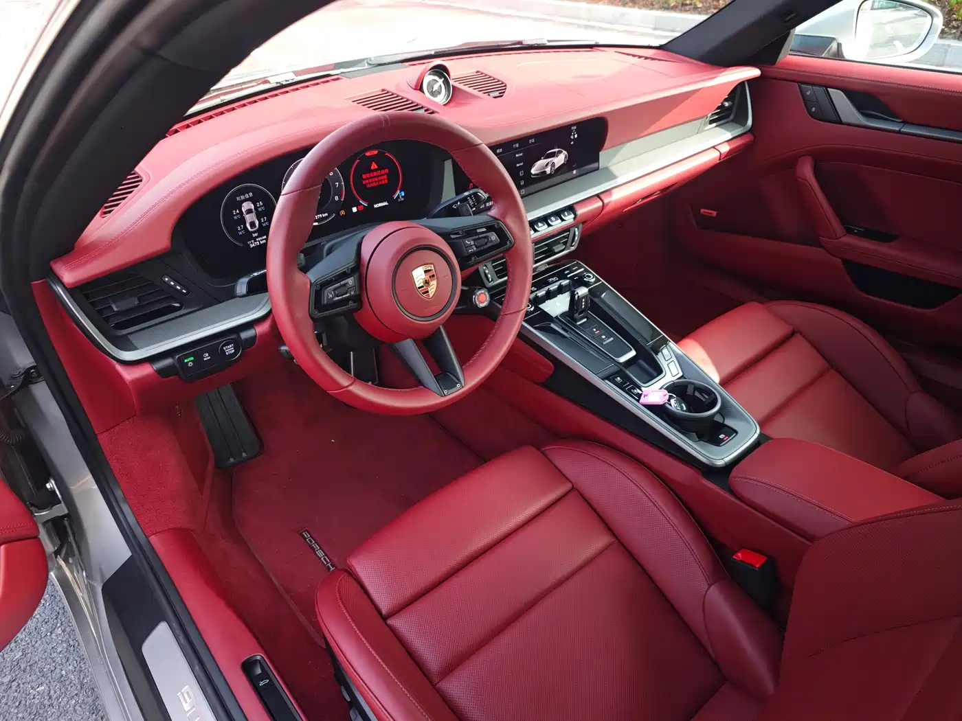 Porsche 911 2025 Carrera 3.0T фото 11