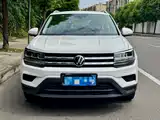 صورة 2 - Volkswagen Tharu
