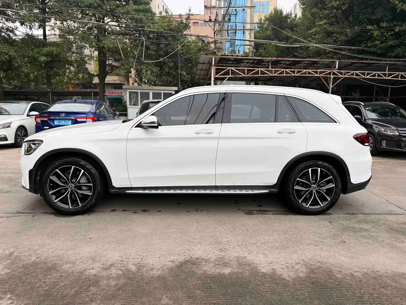 Mercedes-Benz GLC 2021 GLC 300 L 4MATIC Sporty фото 6