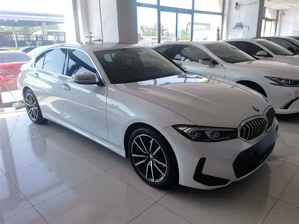 BMW 3 Series 2024 320Li M Sport Package фото 4