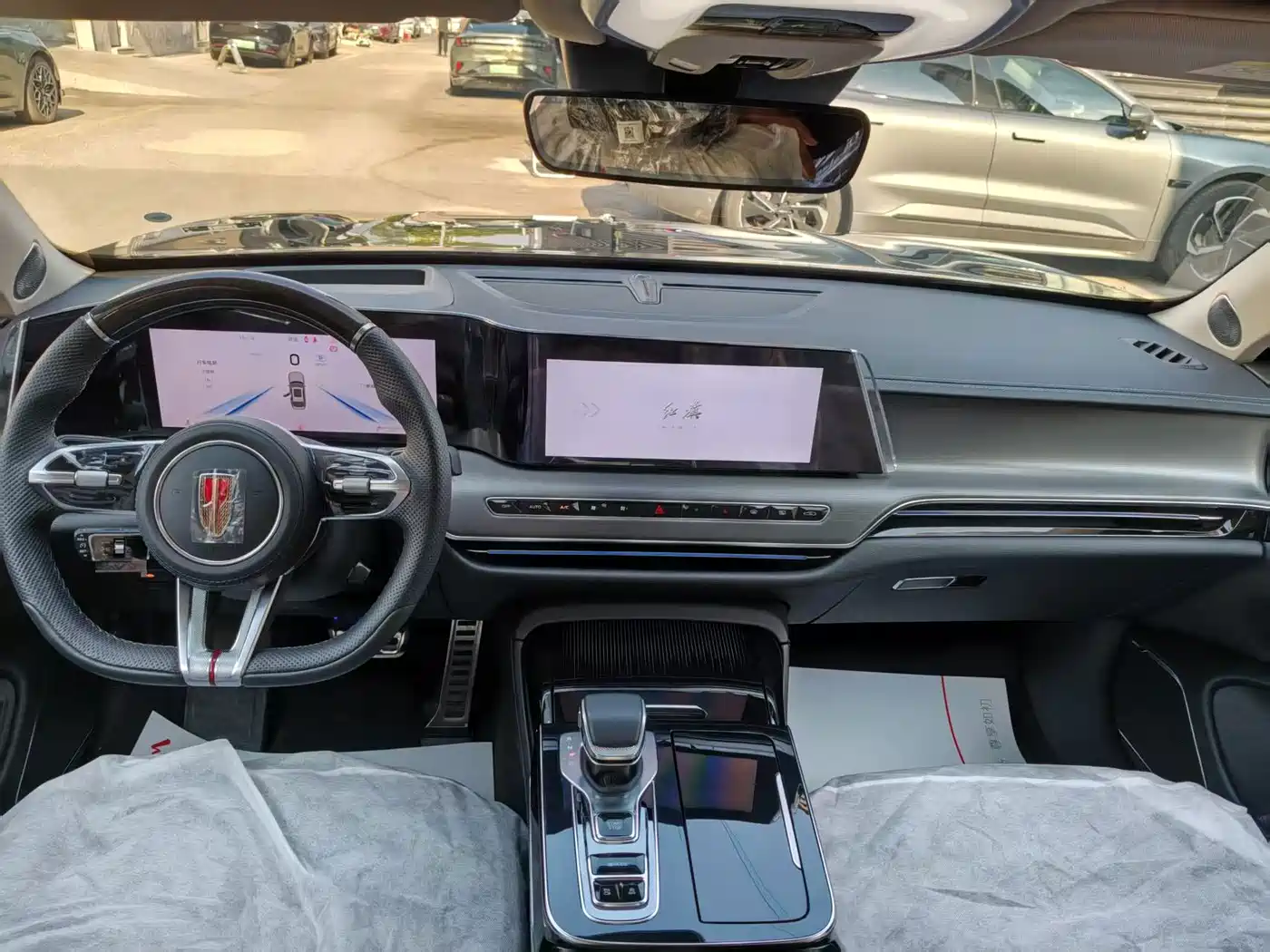 2026 Hongqi H9