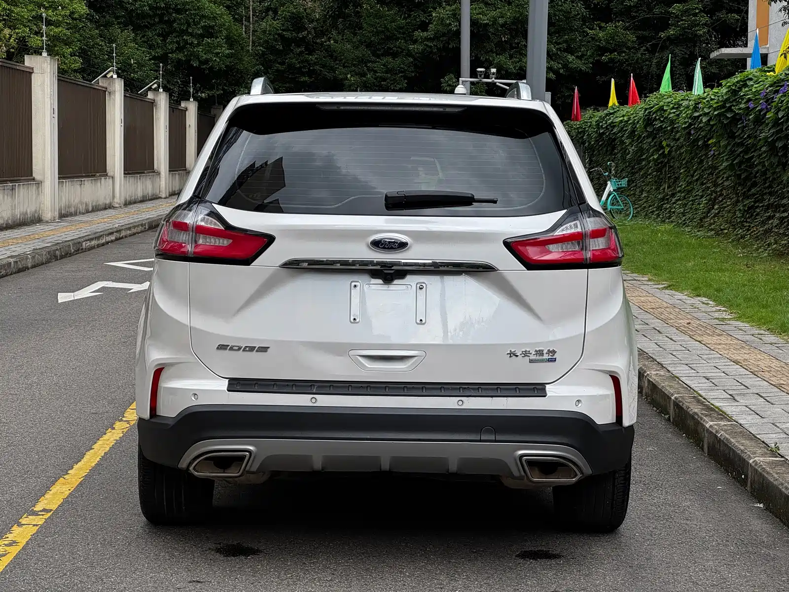 Фото 7 - Ford Edge