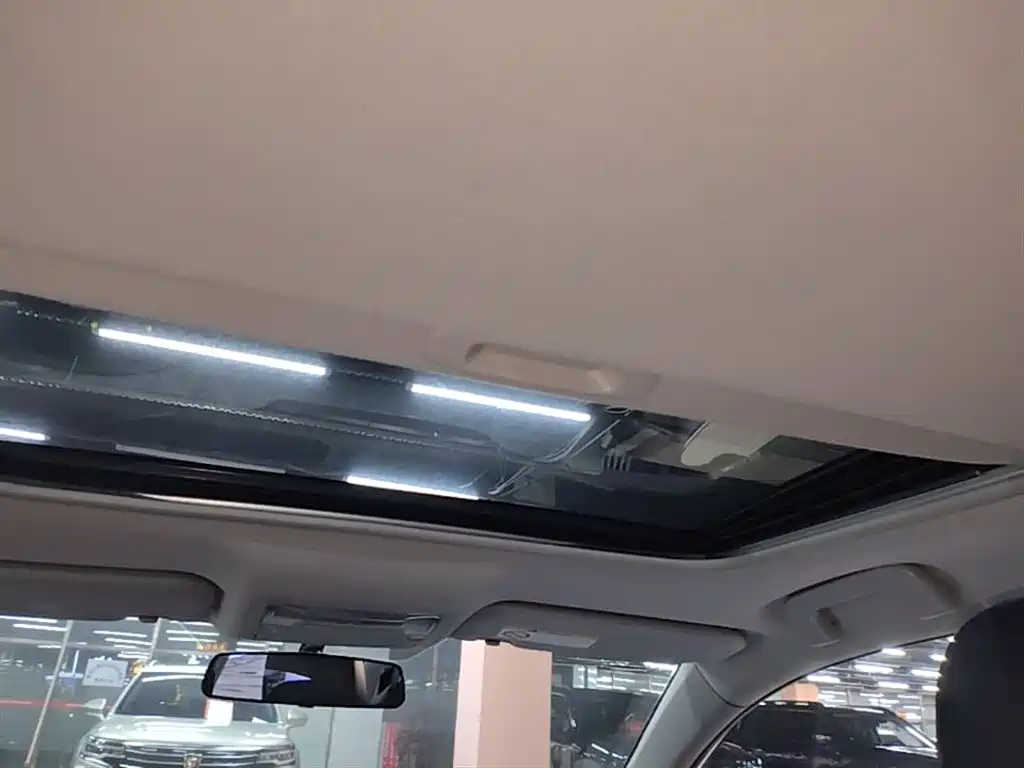 Toyota Corolla 2014 1.6L CVT GL-i Leather Edition фото 18