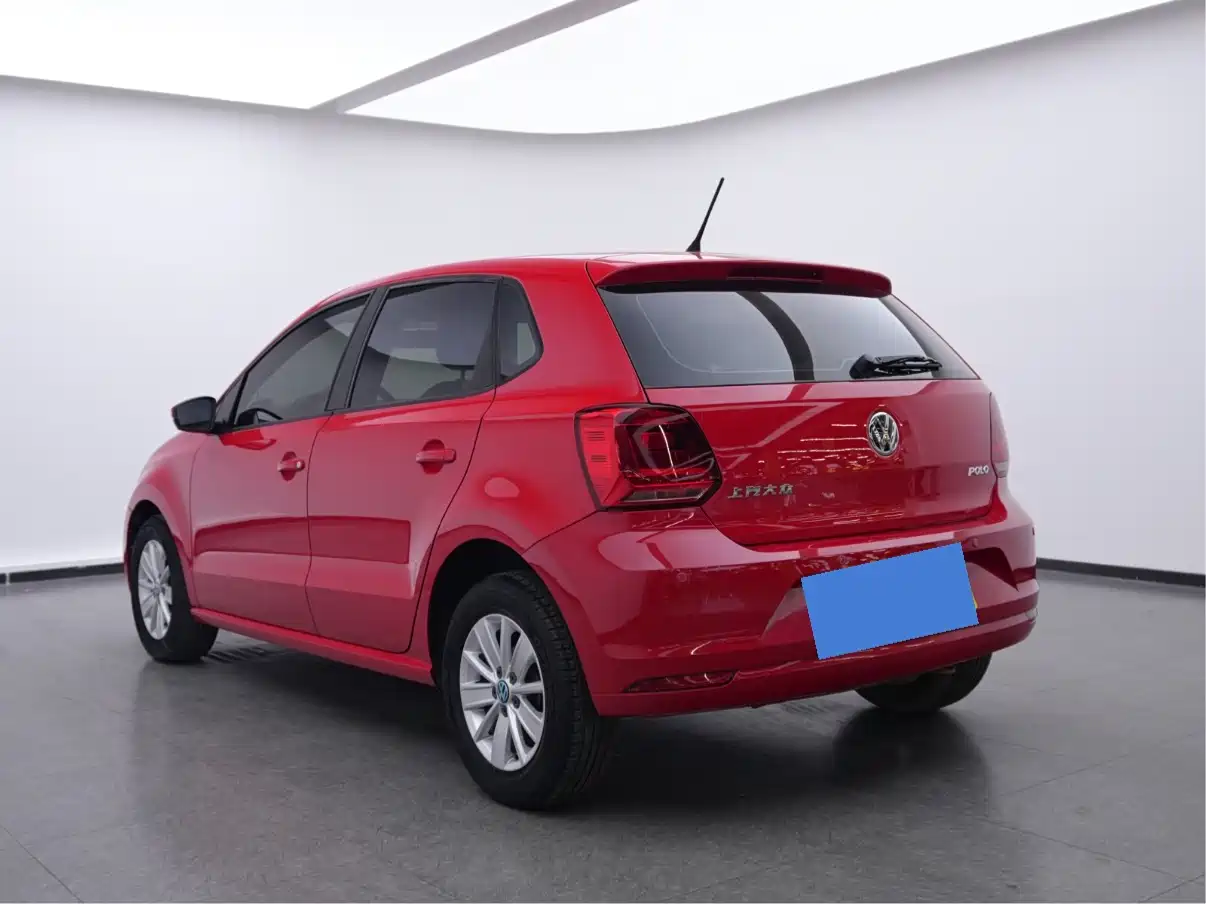 Volkswagen Polo 2016 1.4L Automatic Trend фото 6