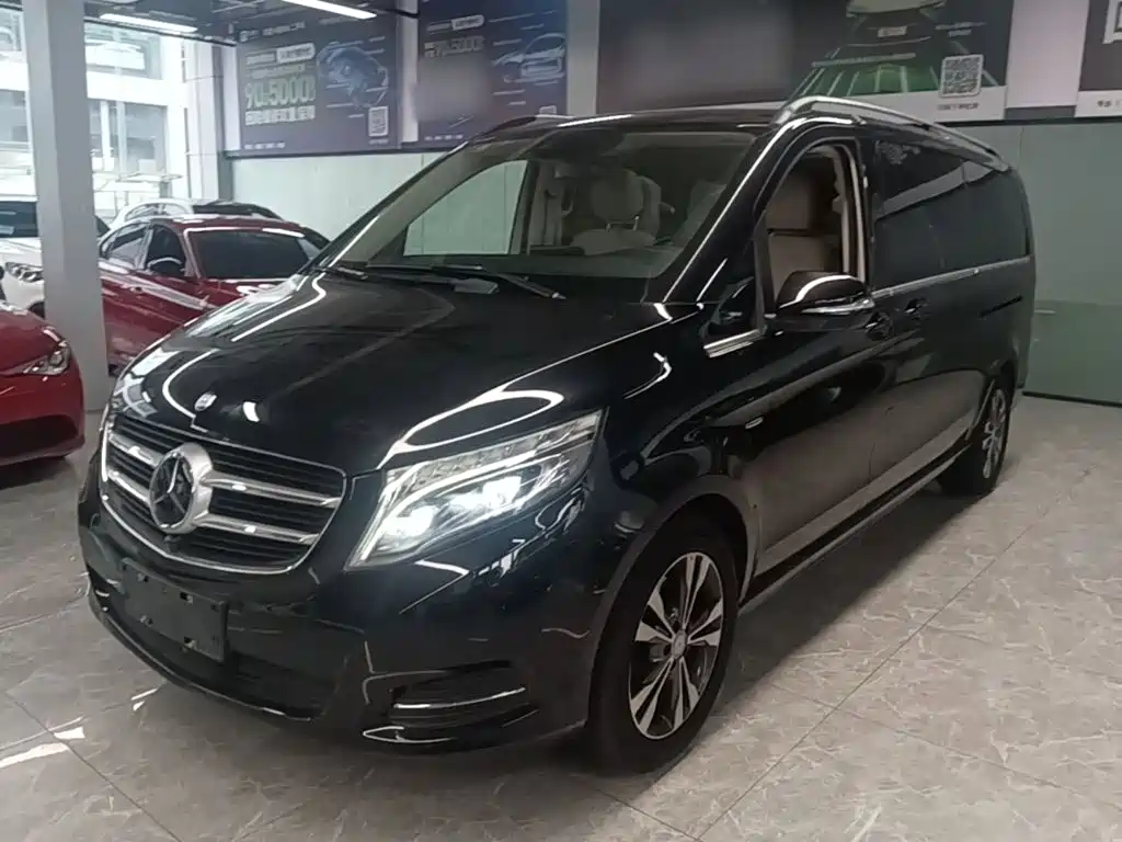 Mercedes-Benz V-Class 2017 2017 Model V 260 L Premium Extended Edition