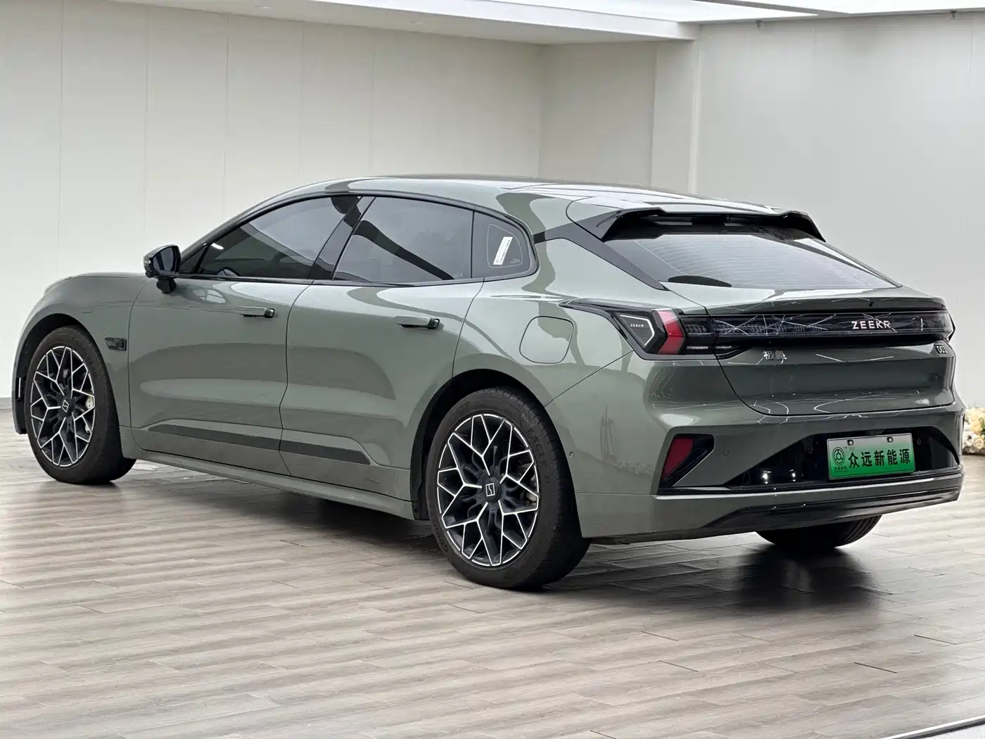 ZEEKR EXTREME KRYPTON 001