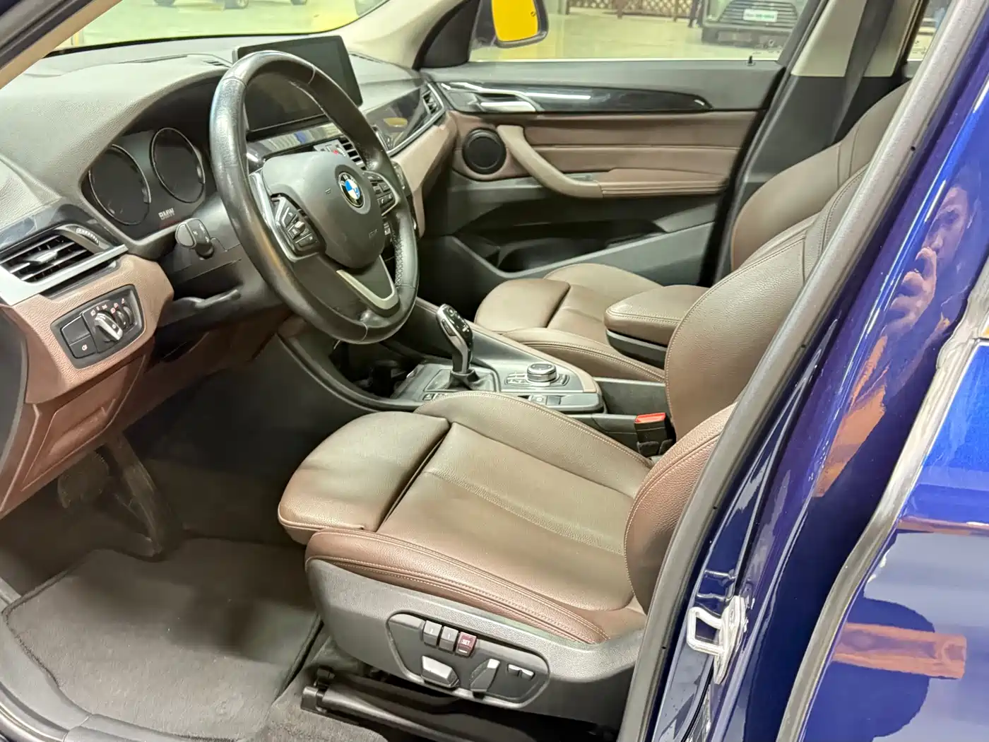BMW X1 2020 sDrive25Li Leading Model фото 9
