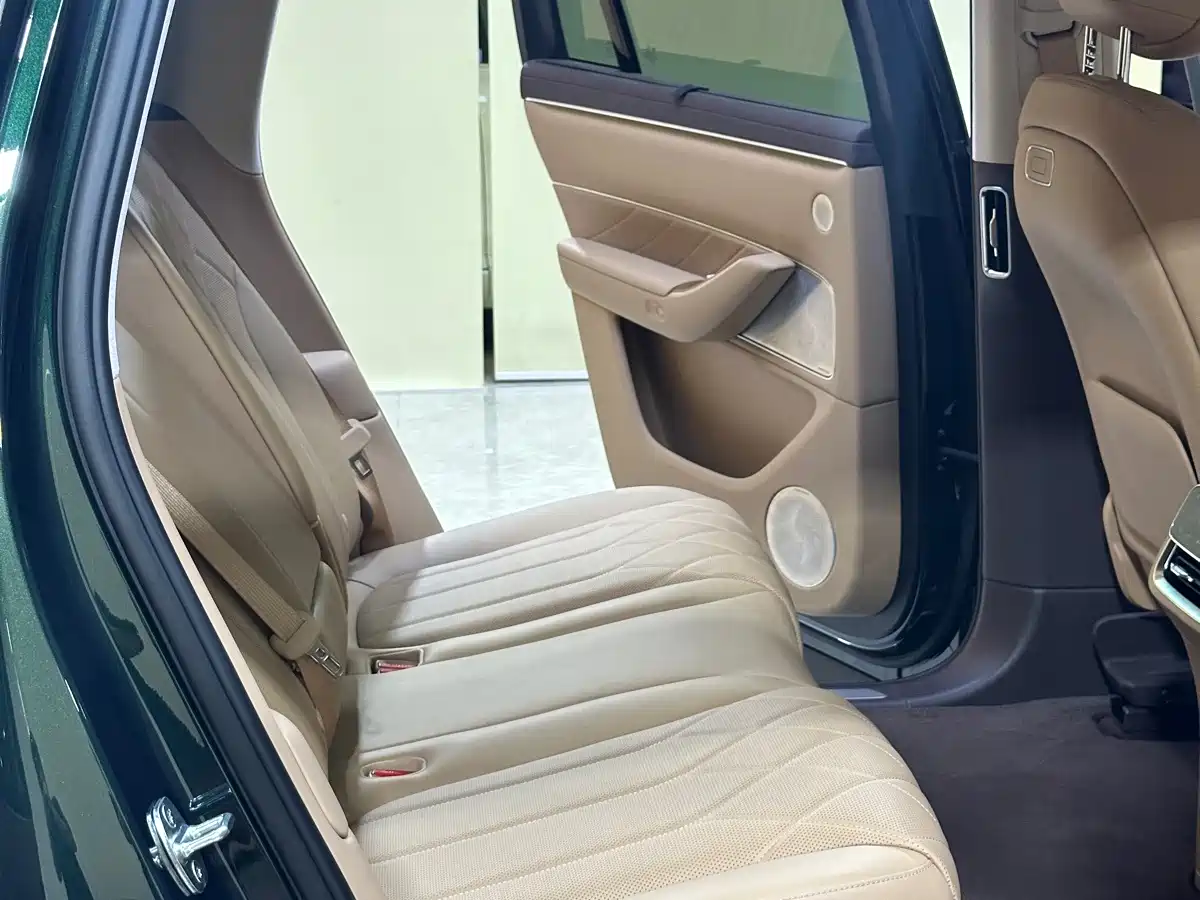 Aito AITO M8 2026 2025 Model Extended Range Ultra Edition 53.4kWh 5-Seater