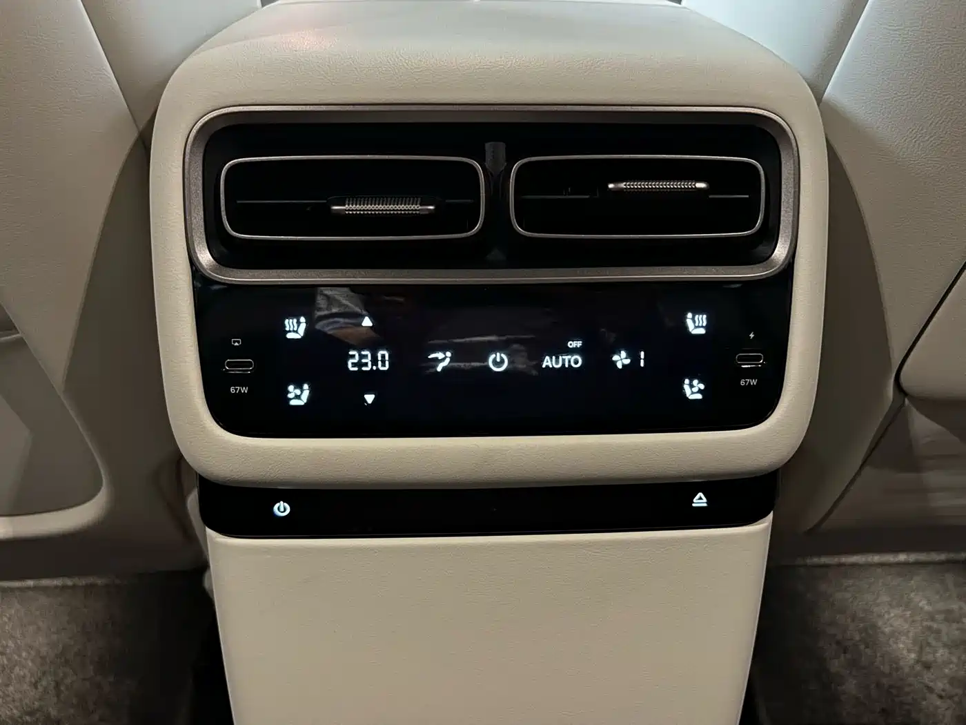 Li Auto i6 2025 2025 2WD Base Model
