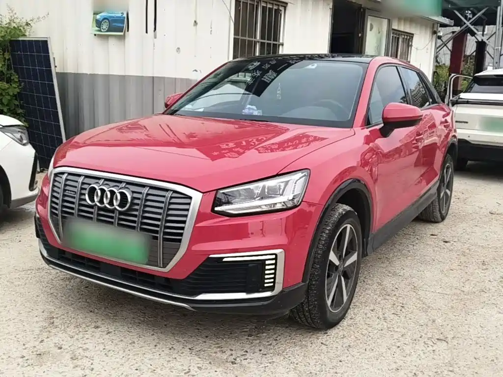 Фото 2 - Audi Q2L e-tron
