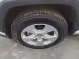 Photo 23 - Toyota RAV4