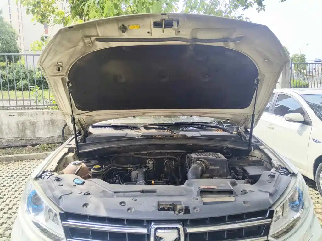 Photo 3 - Zotye T600