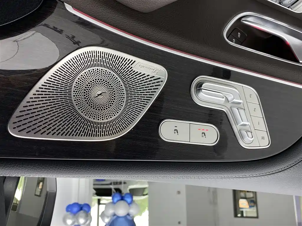 Mercedes-Benz GLS 2023 Facelift GLS 450 4MATIC Fashion фото 21