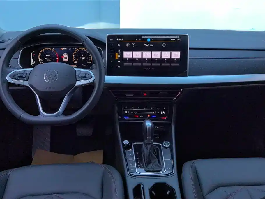 Volkswagen Lavida 2024 Model 300TSI DSG Starlight Leading Edition фото 12