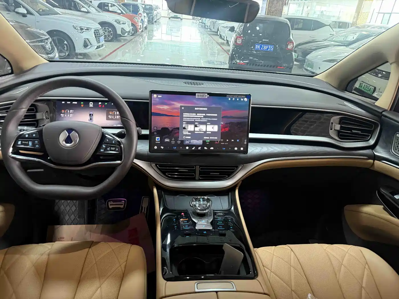 Denza D9 2025 DM-i Smart Driving Edition 1100 FWD Flagship фото 7