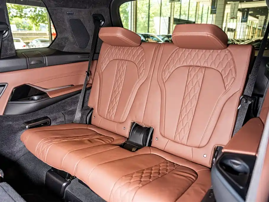 BMW X7 2023 xDrive40i Exclusive M Sport Package фото 17