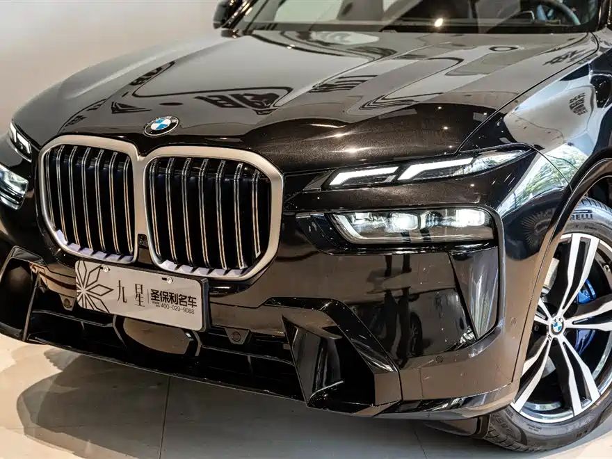 BMW X7 2023 xDrive40i Exclusive M Sport Package фото 20