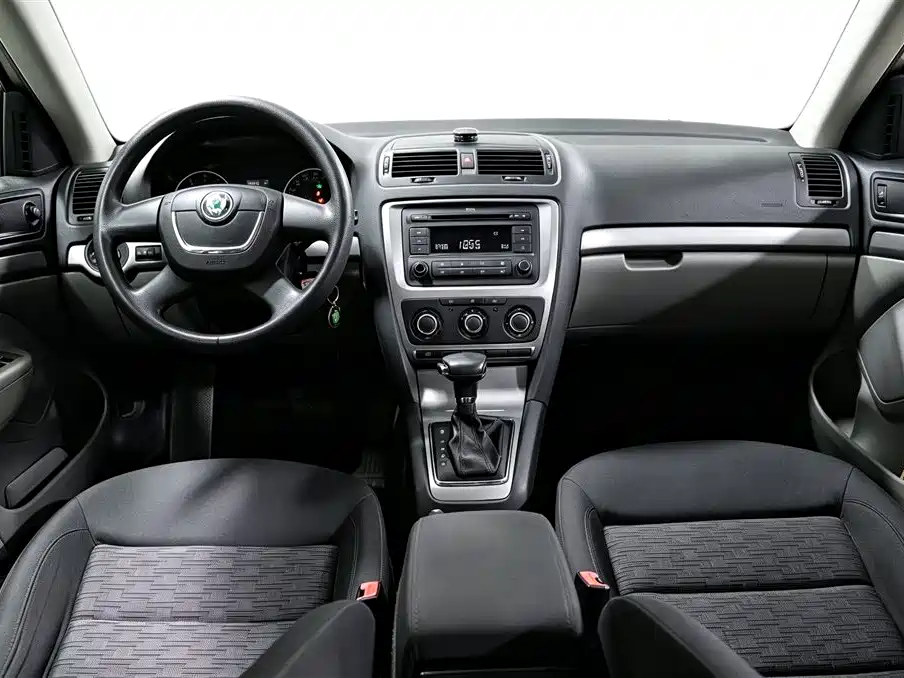 Photo 10 - Škoda Octavia