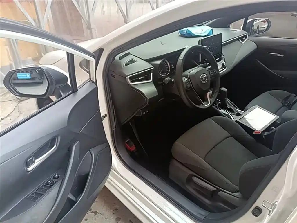 Toyota Levin 2019 185T CVT Luxury Edition China VI фото 16