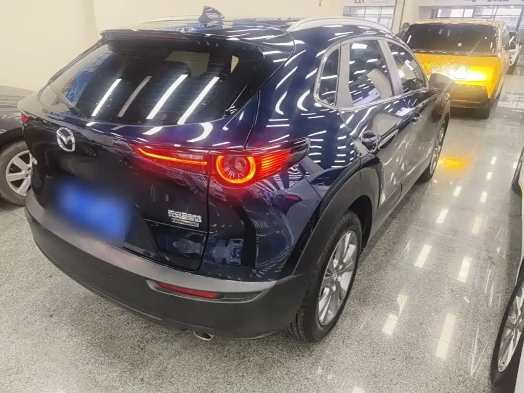 Фото 7 - Mazda CX-30