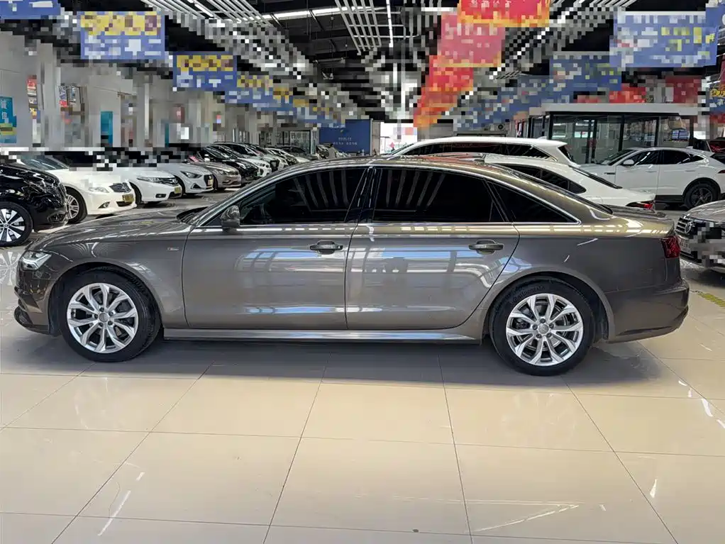 Audi A6L 2018 30th Anniversary 35 TFSI Fashion фото 12