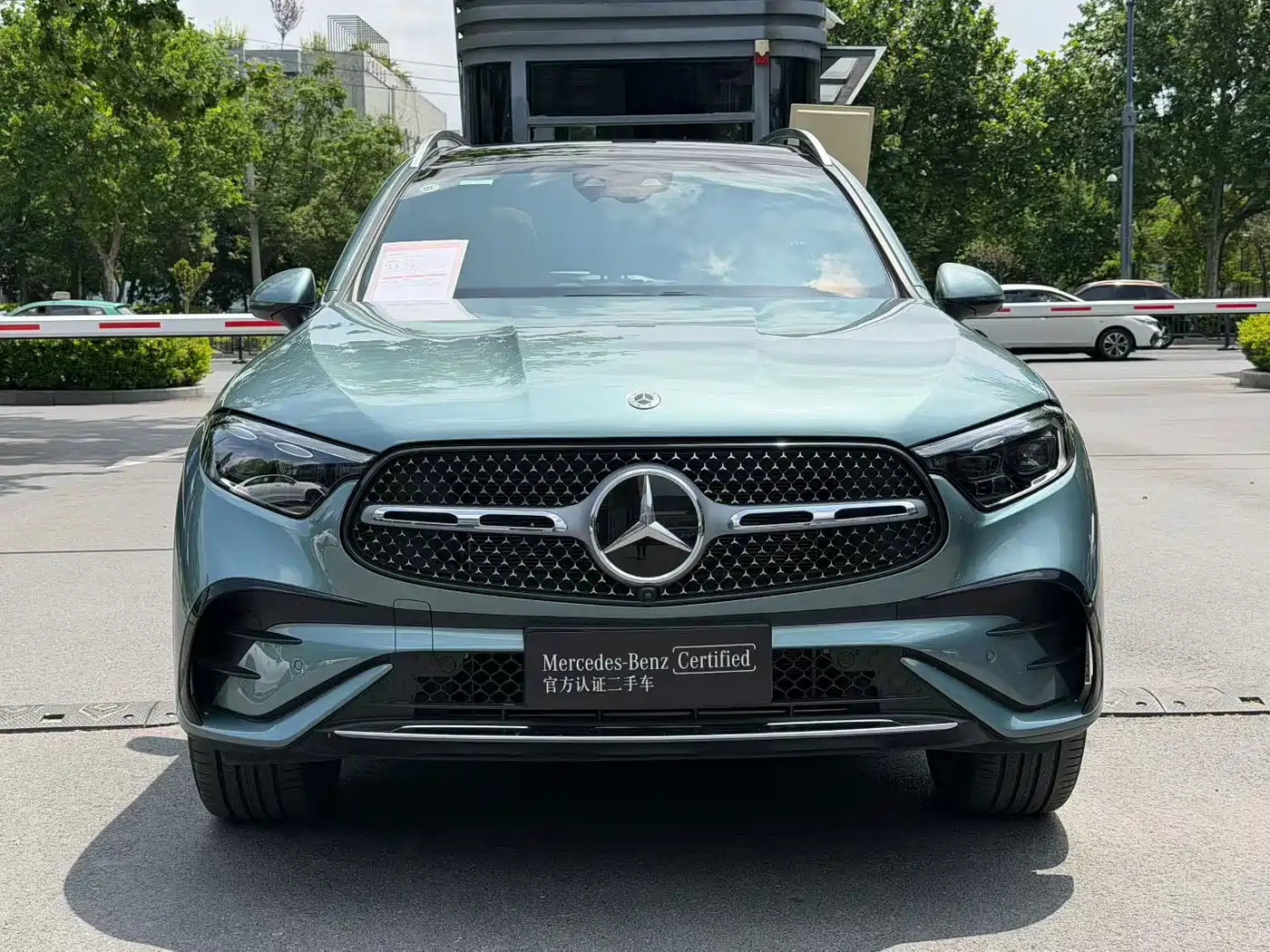 Mercedes-Benz GLC 2025 GLC 300 L 4MATIC Luxury 5-seater фото 2