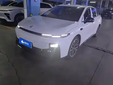 Leapmotor B01