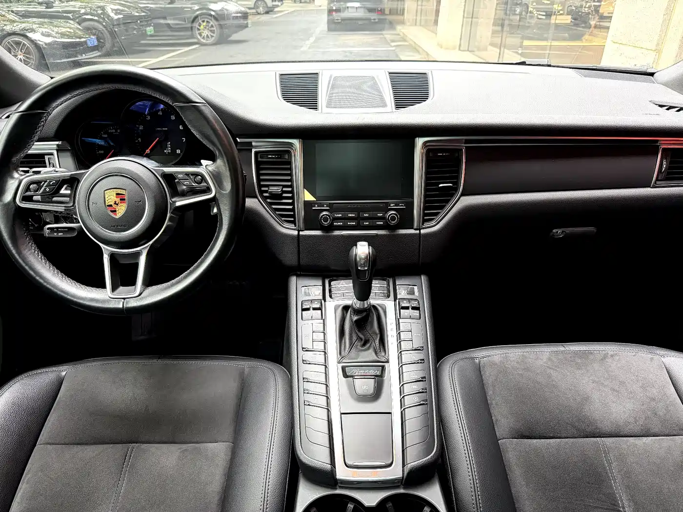 Porsche Macan 2017 Macan 2.0T фото 14