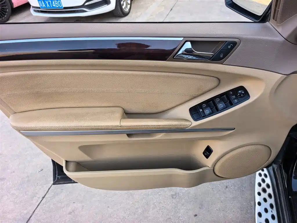 Mercedes-Benz M-Class 2008 ML 350 4MATIC Luxury Edition фото 9