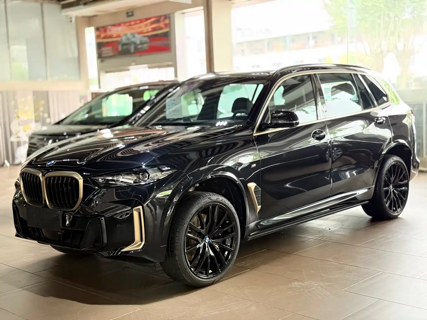 BMW X5 2024 xDrive 40Li Exclusive Black Flame Limited Edition