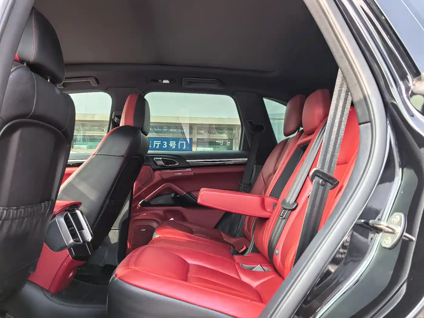 Porsche Cayenne New Energy 2016 Cayenne S E-Hybrid 3.0T фото 7