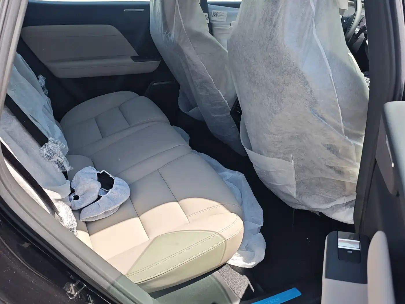 VOLVO XC70 PLUG-IN HYBRID