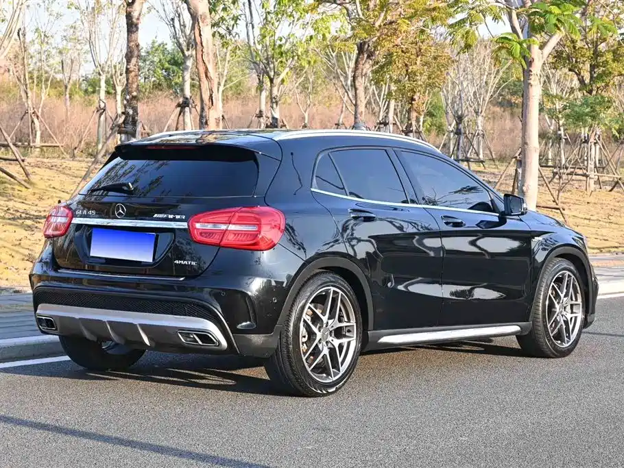 Mercedes-Benz GLA AMG 2015 AMG GLA 45 4MATIC фото 3