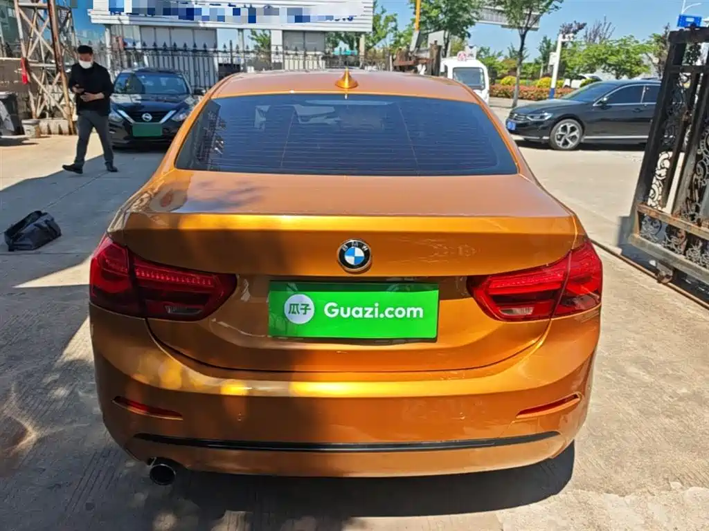 BMW 1 Series 2017 118i Sport фото 6