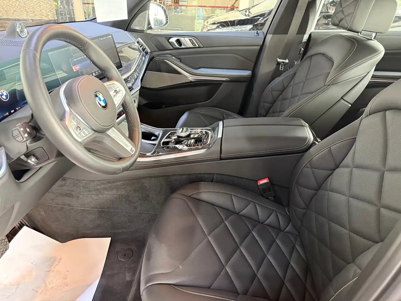 BMW X5 2024 xDrive 40Li Exclusive Black Flame Limited Edition фото 8