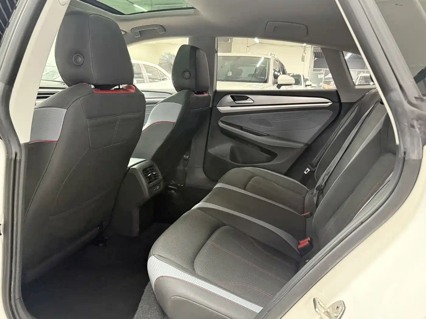 Volkswagen Lamando 2022 Lamando L 280TSI DSG Cool Edition фото 9