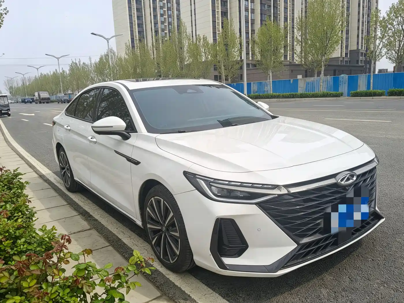 Chery Arrizo 8 2025 2025 Model 2.0T Automatic Royal+