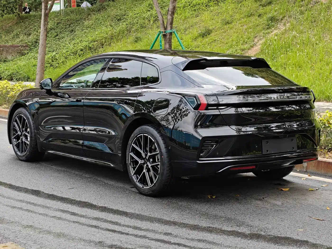 ZEEKR EXTREME KRYPTON 001