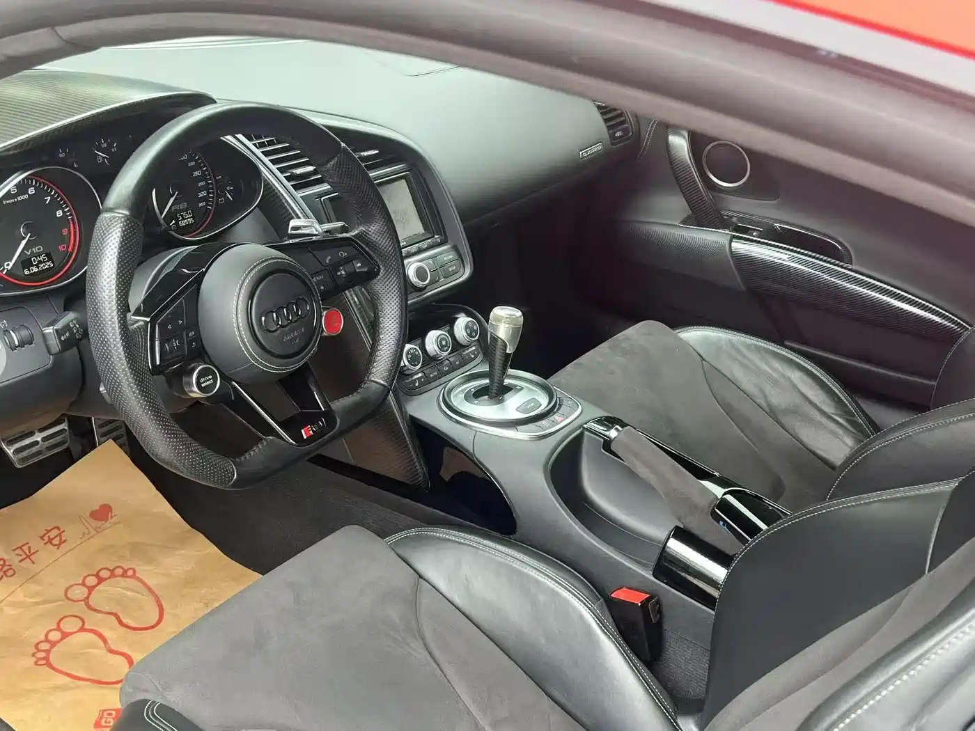 Audi R8 2012 5.2 FSI quattro Limited Edition фото 4