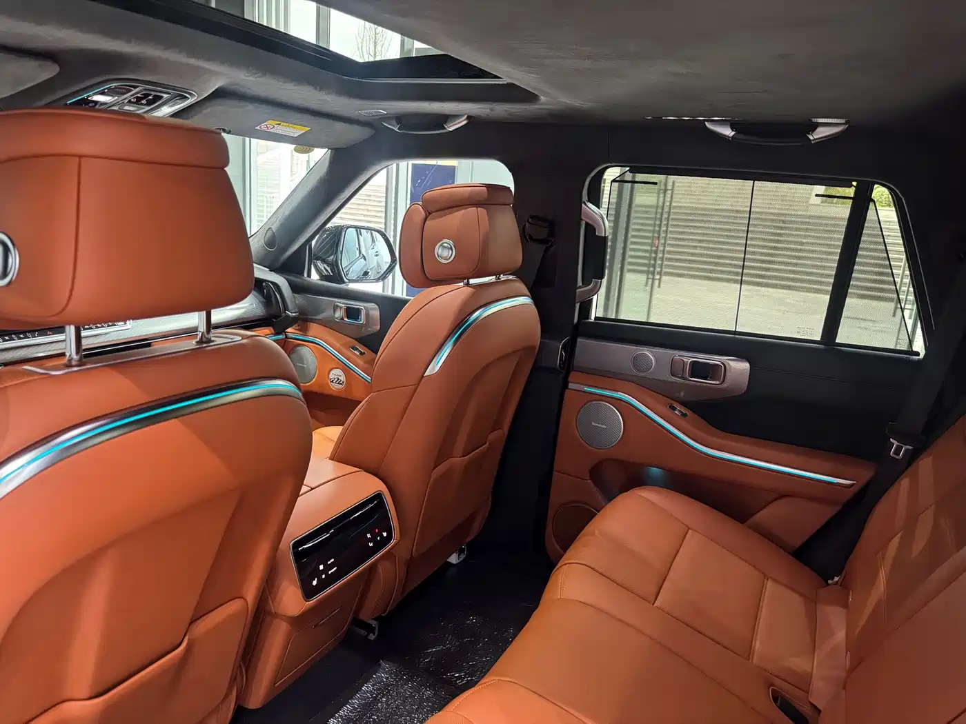 TANK TANK 700 NEW ENERGY