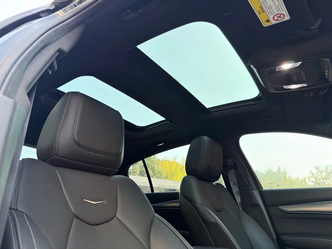 Cadillac CT5 2024 28T Luxury Model Pro фото 14