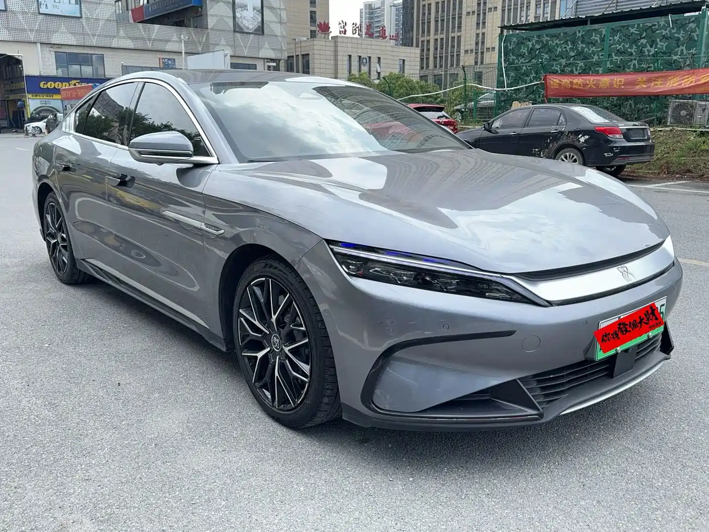 BYD Han 2023 EV Champion Edition 610KM AWD Flagship фото 2