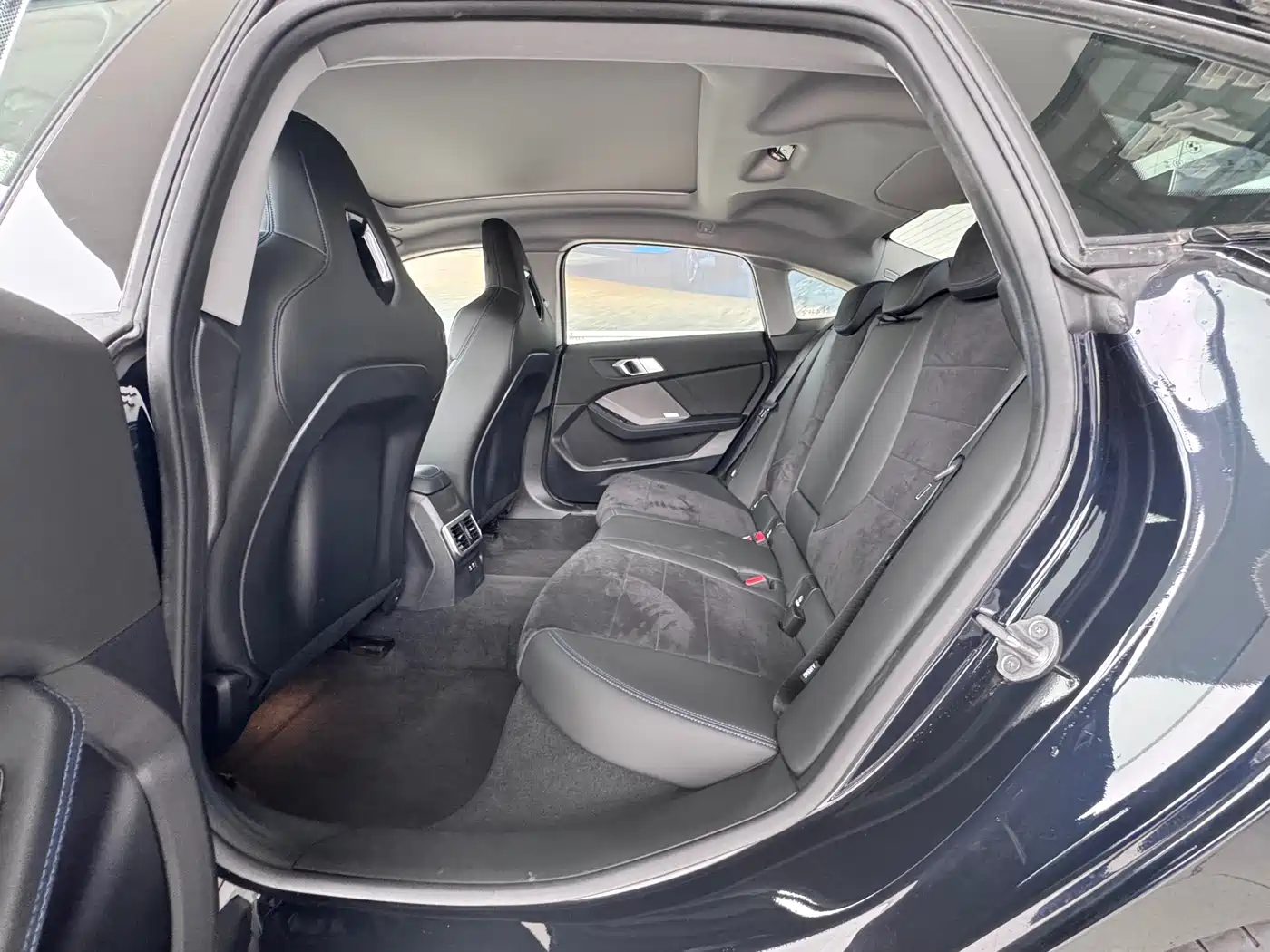 BMW 2 Series 2025 225L M Sport Moonlight Package фото 11