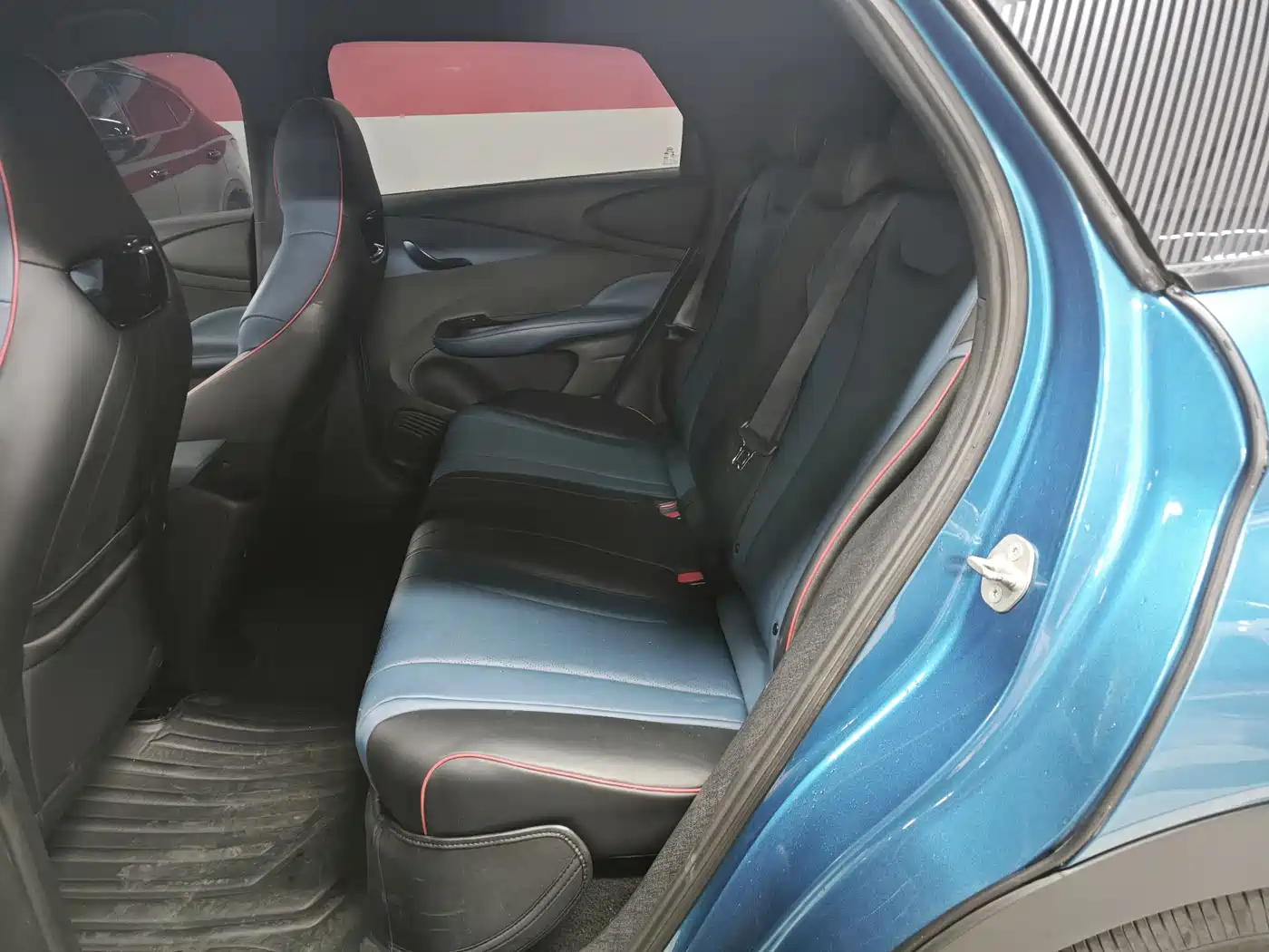 BYD Dolphin 2023 401km Knight Edition фото 7