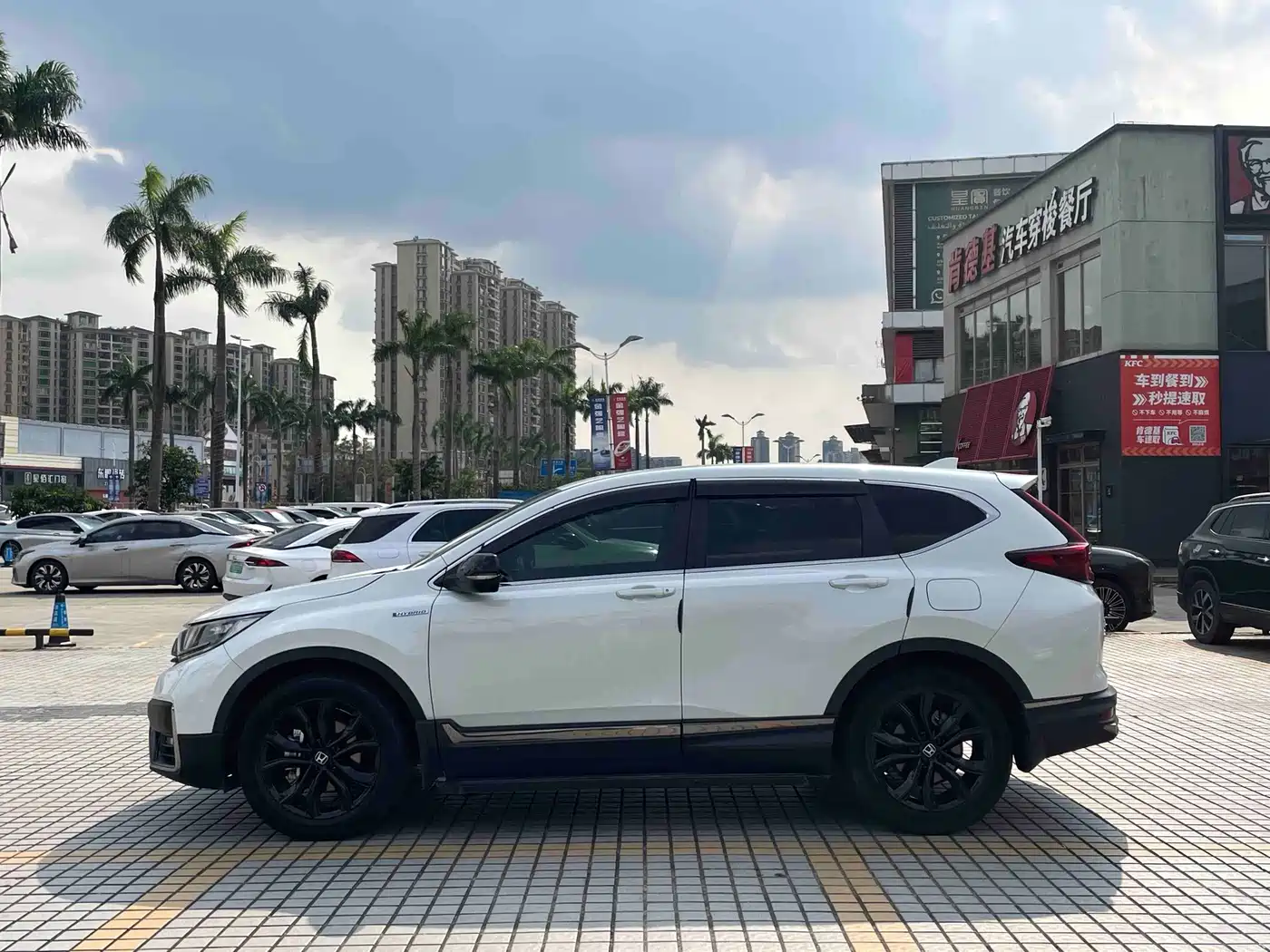 Фото 4 - Honda CR-V
