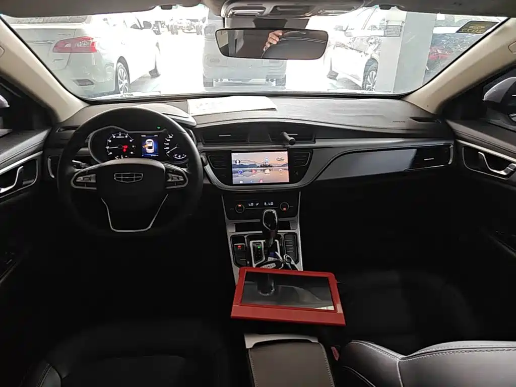 Photo 10 - Geely Emgrand GL