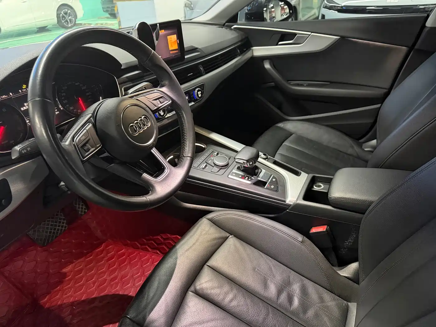 Audi A5 (Import) 2019 Sportback 40 TFSI Fashion фото 8