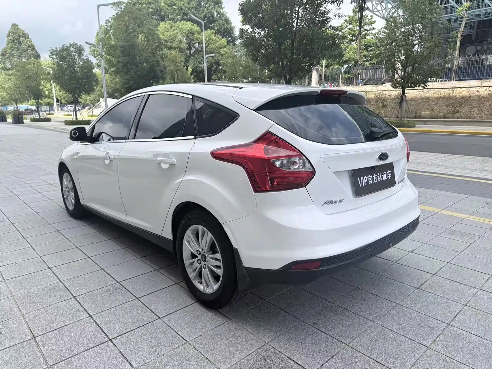 Photo 7 - Ford Focus
