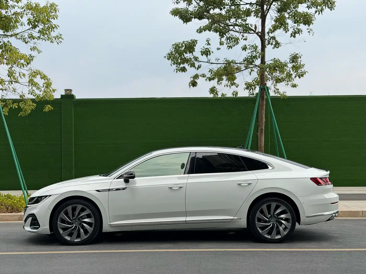 Volkswagen FAW-Volkswagen CC 2021 380TSI Eye-catching Edition фото 13